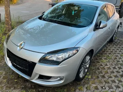 Gebraucht Renault Mégane GT Line GT-Line 130 PS (95 kW) 2011 Silber Limousine