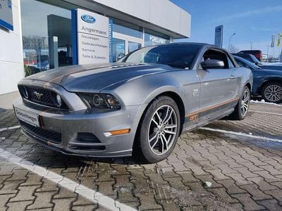 Sterlinggrau metallic Gebraucht 2013 Ford Mustang GT Cabrio | 26.950 € (Teuer)