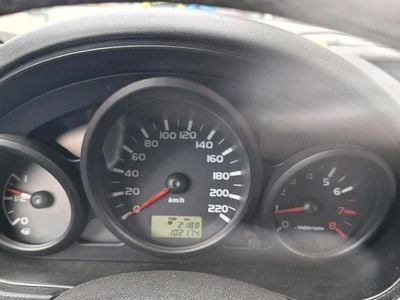 Usata Mitsubishi Colt 95 CV (69 kW) 2007 Argento Utilitaria