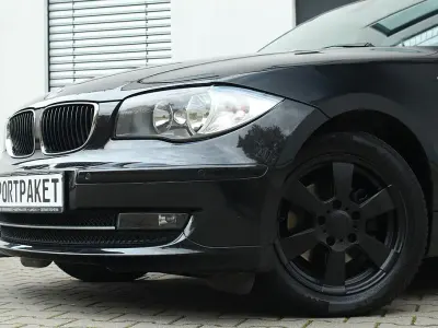 Gebraucht BMW 116 M Sport 122 PS (89 kW) 2009 Schwarz Kleinwagen