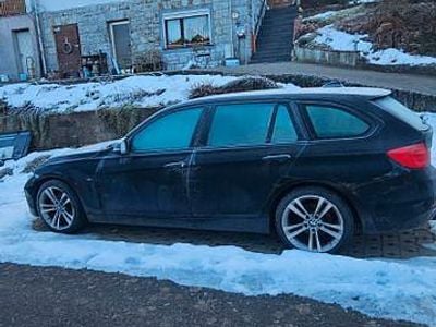 Gebraucht BMW 328 Sport Line 245 PS (180 kW) 2014 Schwarz Kombi