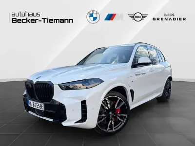 Nuova BMW X5 Exclusive 489 CV (359 kW) 2026 Bianco SUV