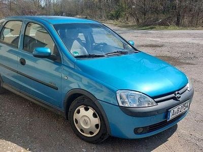 Second-hand Opel Corsa Elegance 75 CP (55 kW) 2002 Albastru Hatchback