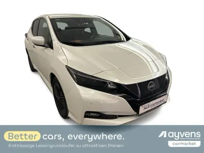 Gebraucht Nissan Leaf N-Connecta 110 kW (150 PS) 2022 Weiß Kleinwagen
