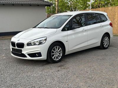 Gebraucht BMW 218 Sport Line 150 PS (110 kW) 2015 Weiß Kombi