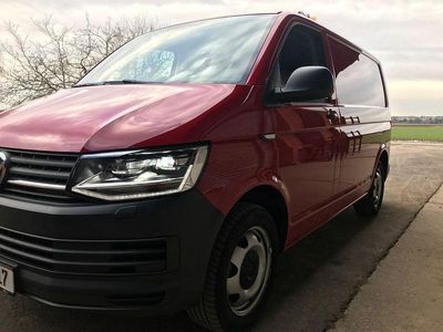 Rot Gebraucht 2016 VW T6 Van | 15.900 € (Superpreis)