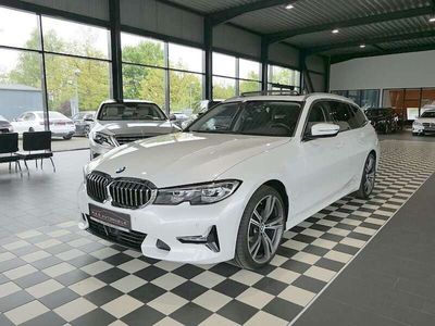 gebraucht BMW 320 d xDrive Luxury SPORTS*PANO*STDHZG*AHK*KOMFZG*19"*