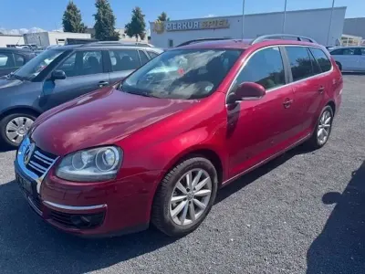 Gebraucht VW Golf V Comfortline 122 PS (89 kW) 2008 Red spice Kombi
