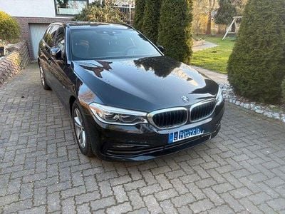 Gebraucht BMW 520 Sport Line 190 PS (139 kW) 2018 Schwarz Kombi
