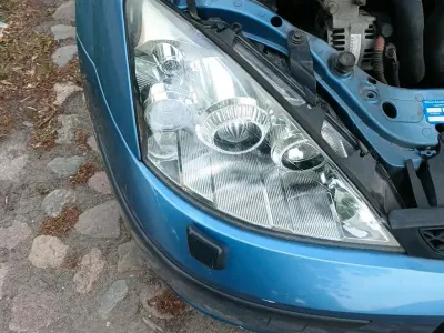Gebraucht Ford Focus 100 PS (73 kW) 2003 Blau Kombi