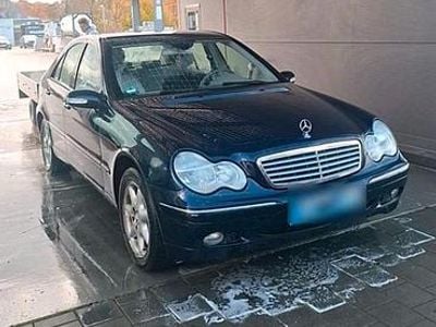 Mercedes C240