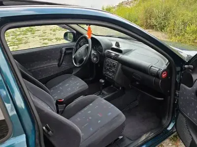 Gebraucht Opel Corsa Swing 60 PS (44 kW) 1997 Grün Kleinwagen