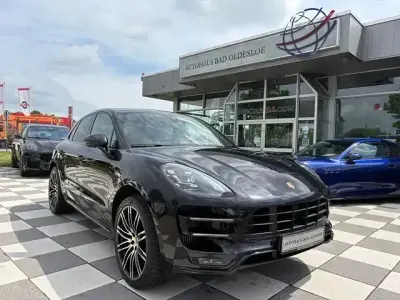 Gebraucht Porsche Macan Turbo Performance Package 441 PS (324 kW) 2017 Schwarz SUV