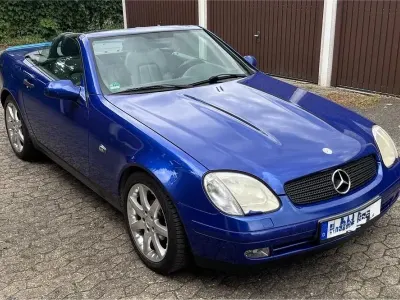 Gebraucht Mercedes SLK230 193 PS (141 kW) 1999 Blau Cabrio