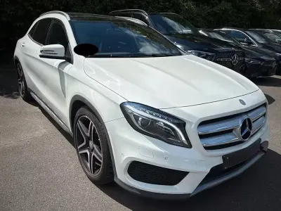 Gebraucht Mercedes GLA200 AMG line 156 PS (114 kW) 2017 Weiß SUV