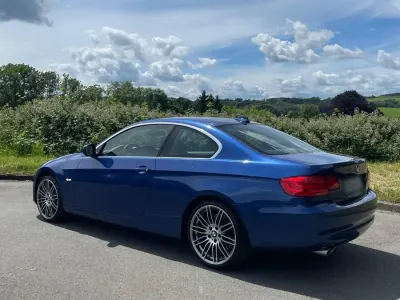 Gebraucht BMW 330 M Performance 245 PS (180 kW) 2010 Blau Coupé