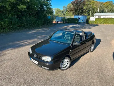 Używany VW Golf 90 KM (66 kW) 2000 Czarny Kabriolet