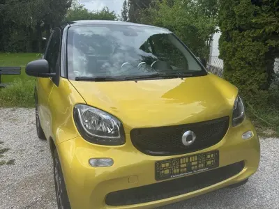 Gebraucht Smart ForTwo Coupé Basis 71 PS (52 kW) 2019 Gelb Coupé