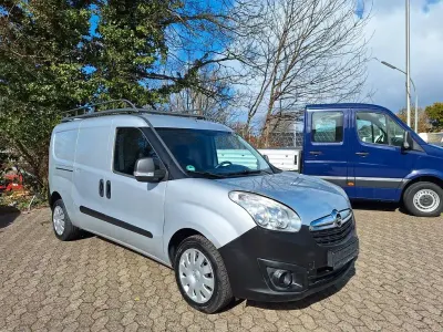 Używany Opel Combo Selection 95 KM (69 kW) 2016 Srebrny Minivan