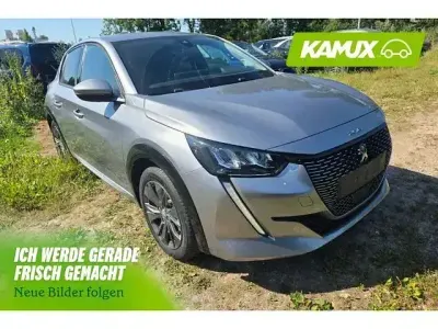 Gebraucht Peugeot e-208 Allure 100 kW (136 PS) 2021 Andere Kleinwagen
