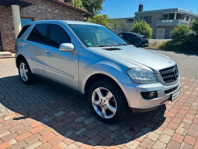 Gebraucht Mercedes ML280 190 PS (139 kW) 2007 Silber SUV