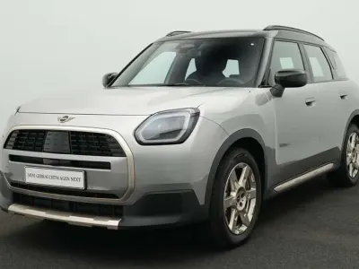 Gebraucht Mini Countryman Favoured 163 PS (119 kW) 2025 Grau SUV