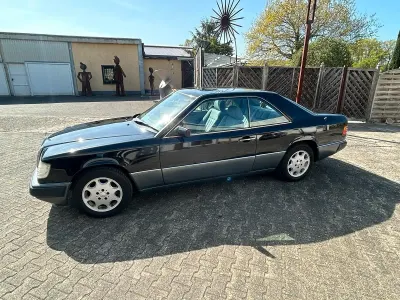 Gebraucht Mercedes 230 132 PS (97 kW) 1990 Coupé