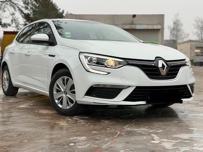 Gebraucht Renault Mégane IV 100 PS (73 kW) 2016 Weiß Kleinwagen