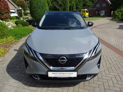 Gebraucht Nissan Qashqai Black Edition 158 PS (116 kW) 2023 Ceramic grey p/black m SUV