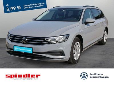 Gebraucht VW Passat Basis 150 PS (110 kW) 2023 Grau Kombi