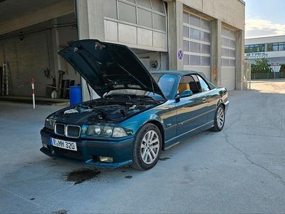 Grün Gebraucht 1995 BMW 320 Cabriolet M Sport Cabrio | 10.500 €