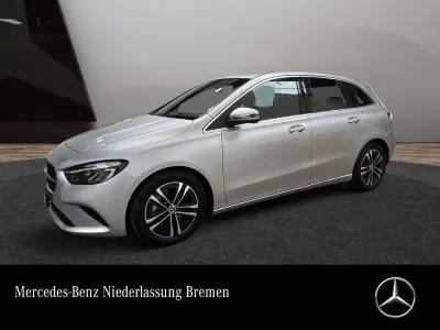 Gebraucht Mercedes B180 Advanced 136 PS (100 kW) 2025 Silber Van / Kleinbus