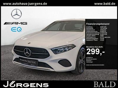 Gebraucht Mercedes A250 Progressive 163 PS (119 kW) 2023 Polarweiss Limousine
