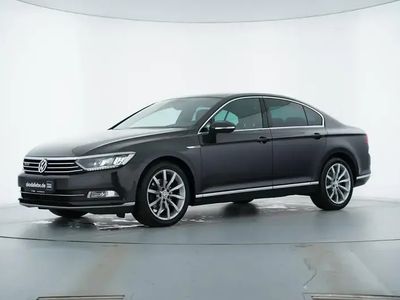 Gebraucht VW Passat Highline 190 PS (139 kW) 2018 Mangangrau metallic Limousine