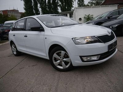 Gebraucht Skoda Rapid Active 105 PS (77 kW) 2015 Weiß Kombi