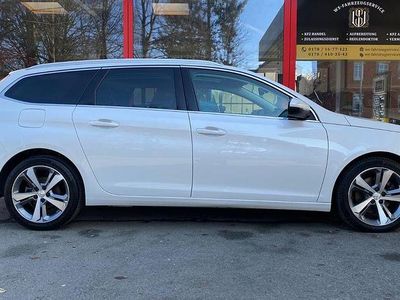 Gebraucht Peugeot 308 SW Allure 150 PS (110 kW) 2018 Weiß Kombi