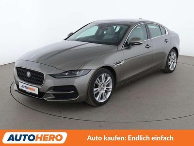 Usata Jaguar XE 300 CV (220 kW) 2021 Argento Berlina