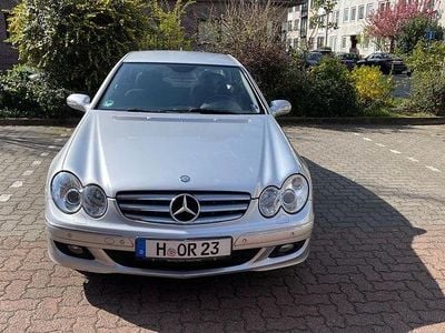 Silber Gebraucht 2007 Mercedes CLK200 Elegance Coupé | 4.900 € (Guter Preis)