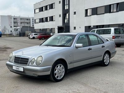 gebraucht Mercedes E200 E 200Lim. Automatik Rostfrei Erstbesitz TÜV Neu!