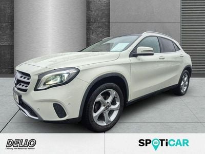 Gebraucht Mercedes GLA200 Urban 156 PS (114 kW) 2017 Weiß SUV