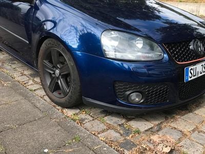 VW Golf V