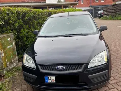 Gebraucht Ford Focus 101 PS (74 kW) 2006 Schwarz Limousine