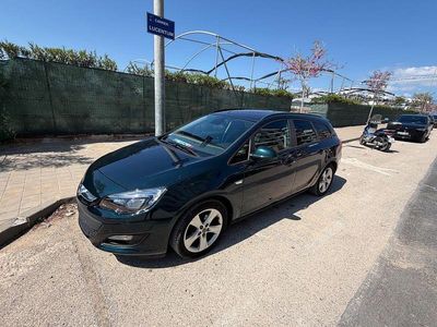 Gebraucht Opel Astra Exklusiv 140 PS (102 kW) 2015 Grün Kombi