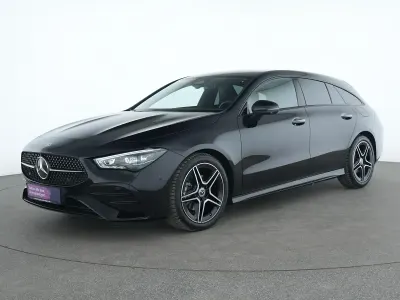 Gebraucht Mercedes CLA180 Shooting Brake AMG line 136 PS (100 kW) 2024 Nachtschwarz Kombi