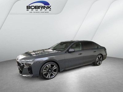 Neu BMW 740 M Sport 286 PS (210 kW) 2026 Grau Limousine