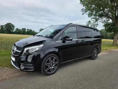 Gebraucht Mercedes V300 Avantgarde Edition 239 PS (175 kW) 2020 Schwarz Van / Kleinbus
