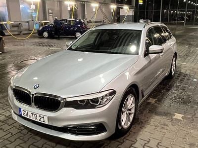 Gebraucht BMW 520 Sport Line 190 PS (139 kW) 2018 Silber Kombi