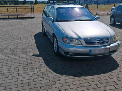 Gebraucht Opel Omega 150 PS (110 kW) 2002 Silber Kombi