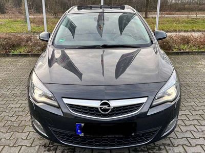 gebraucht Opel Astra Astra2.0 CDTI DPF Sports Tourer Automatik Edition