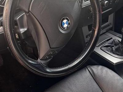 Second-hand BMW 523 177 CP (130 kW) 2006 Gri Berlinǎ